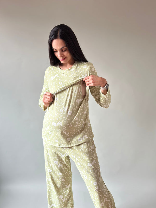 Pijama de maternidad y lactancia •Olivo•