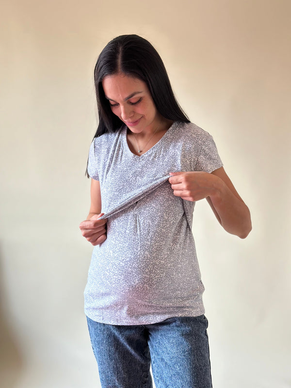 Blusa de maternidad y lactancia •Mini flor gris•