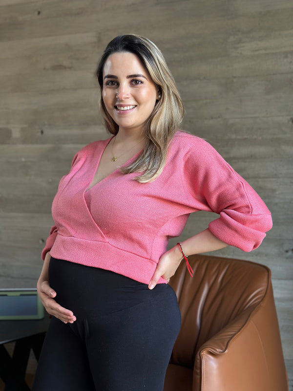 Suéter cruzado de maternidad y lactancia  •Coral• Crop top