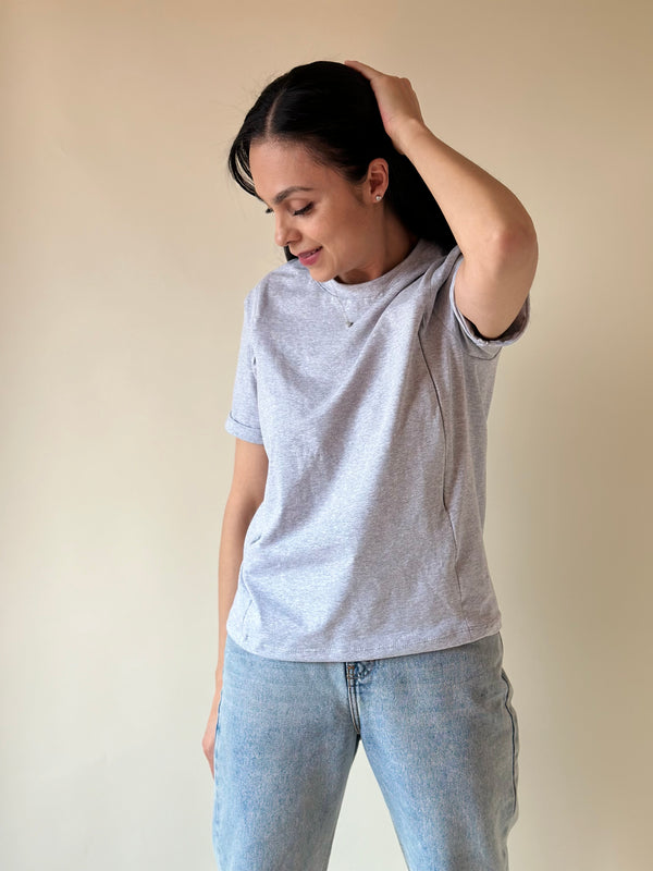 Playera de lactancia con CIERRE FRONTAL •Gris jaspe•