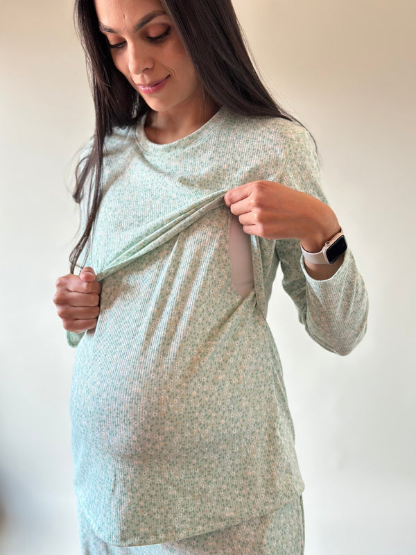 Pijama de maternidad y lactancia •Margaritas verde•