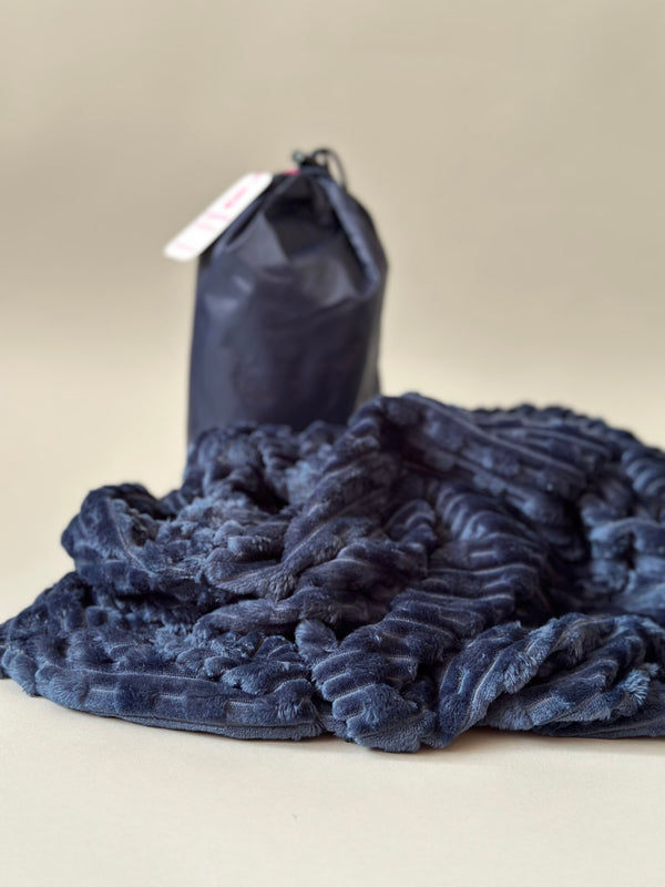 Cobija polar manos libres •Colmena Azul marino•