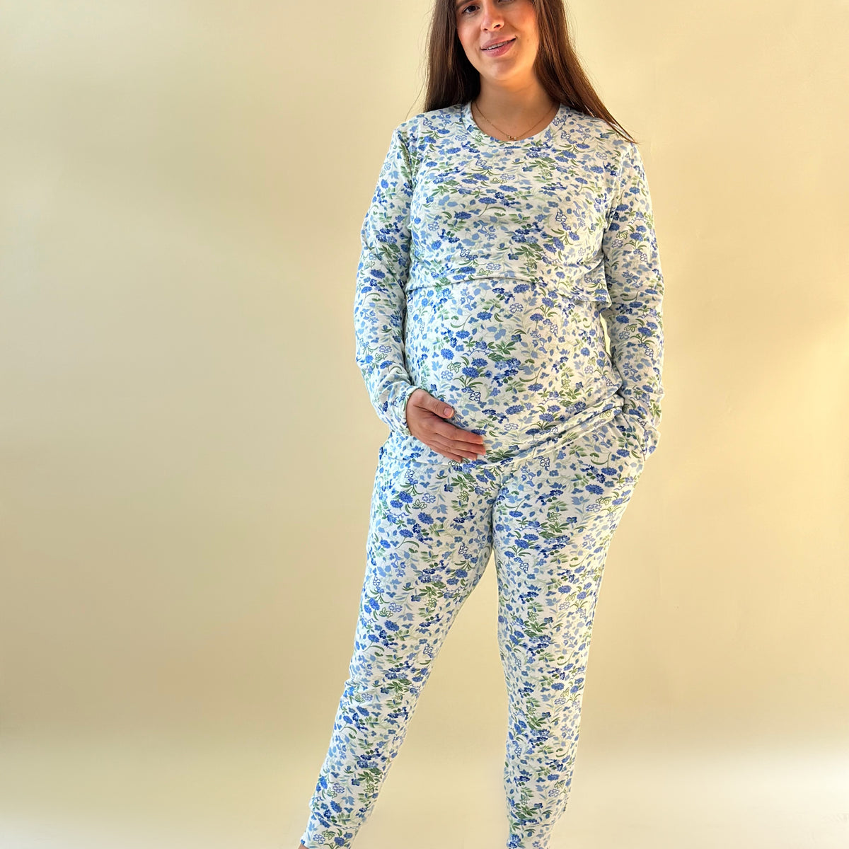 Pijama de maternidad y lactancia •Margaritas• SUPER SOFT