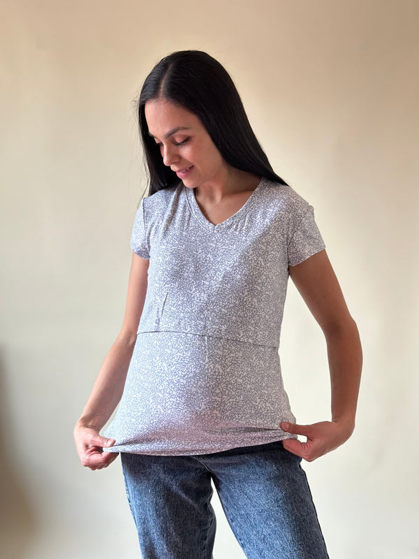 Blusa de maternidad y lactancia •Mini flor gris•
