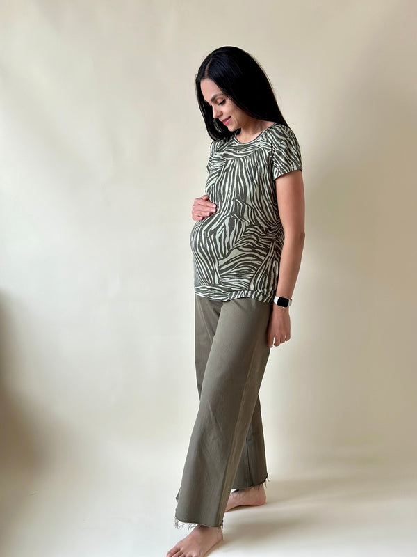 Blusa de maternidad y lactancia •animal print verde•