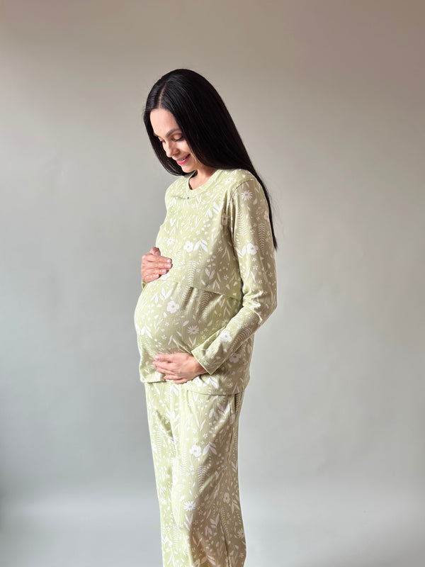 Pijama de maternidad y lactancia •Olivo•