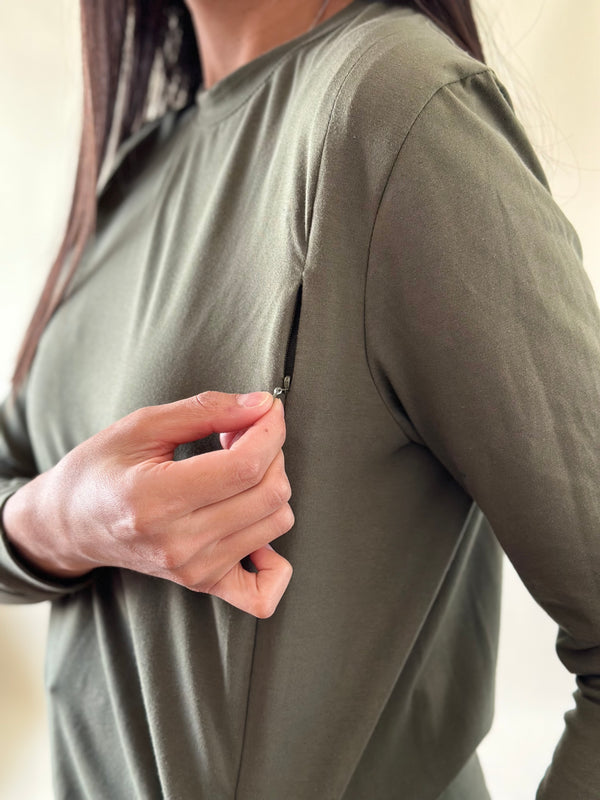 Playera manga larga con cierres •Verde militar•