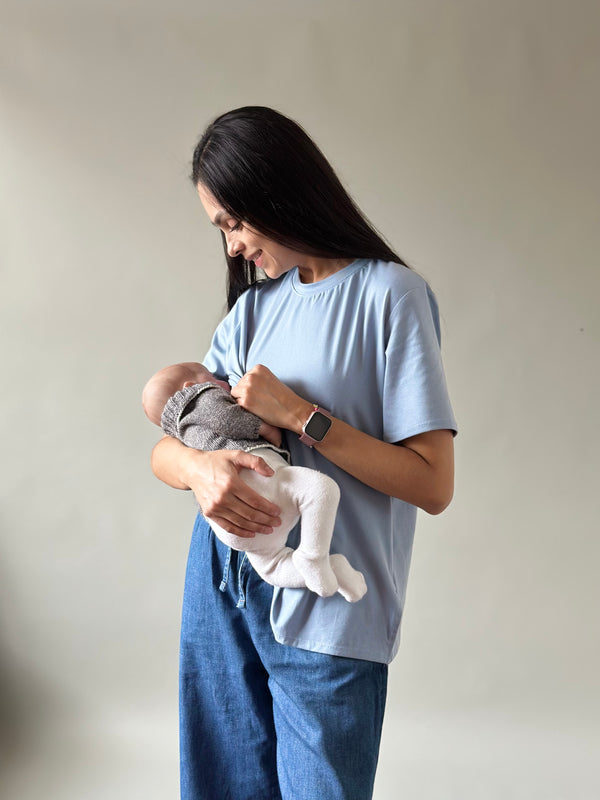 Playera de maternidad y lactancia •Cielo•