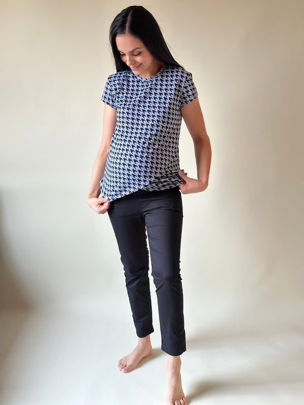 Blusa de maternidad y lactancia •Pata de gallo•