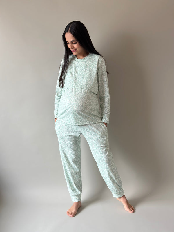 Pijama de maternidad y lactancia •Margaritas verde•