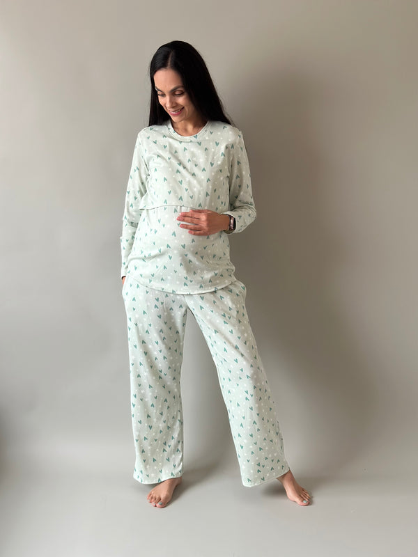 Pijama de maternidad y lactancia •Corazones verde•