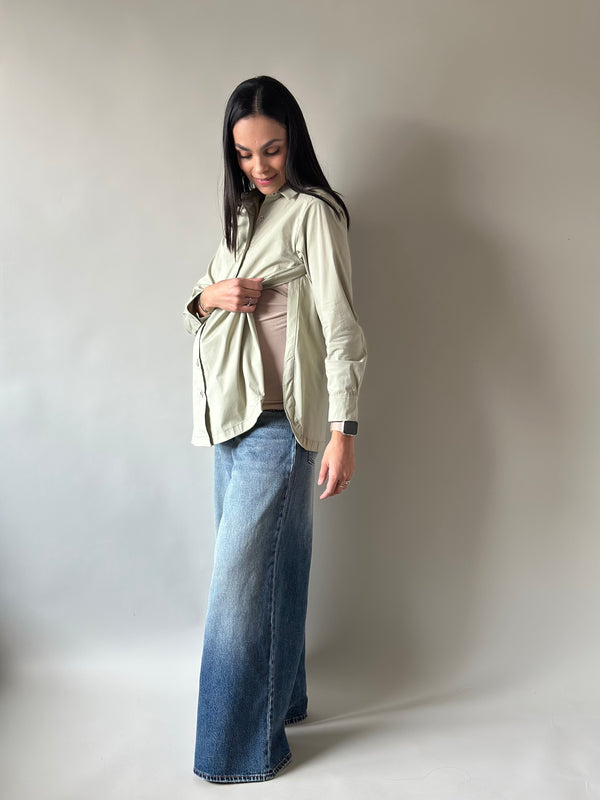 Camisa con abertura de maternidad y lactancia •Verde•