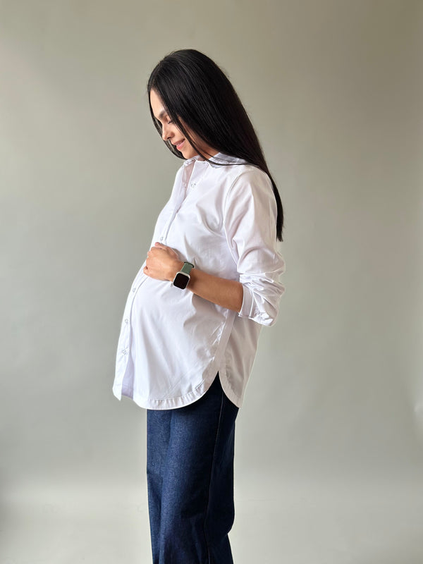 Camisa con abertura de maternidad y lactancia •Blanca•