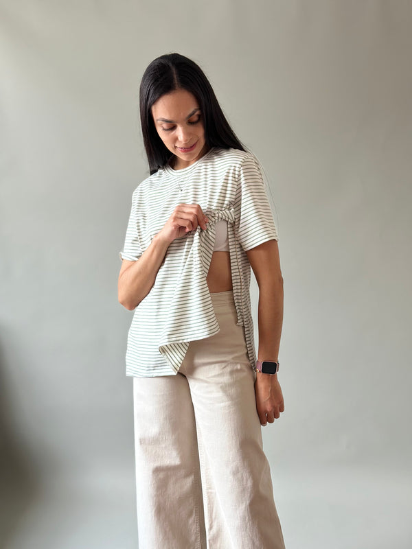 Playera de maternidad y lactancia •Rayas olivo•