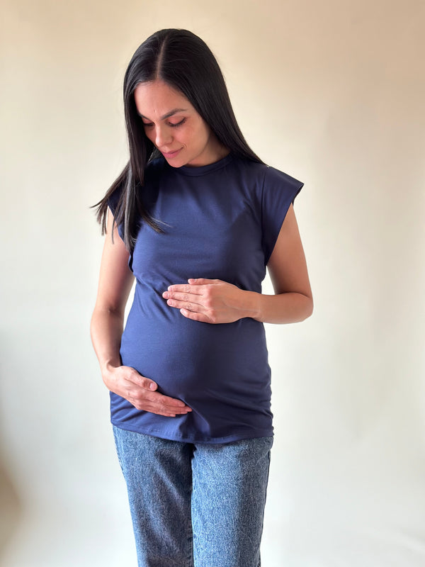 Blusa de maternidad con hombrera •Azul Marino•