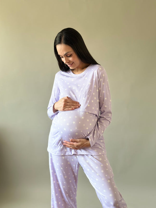 Pijama de maternidad y lactancia •Estrellas lila•