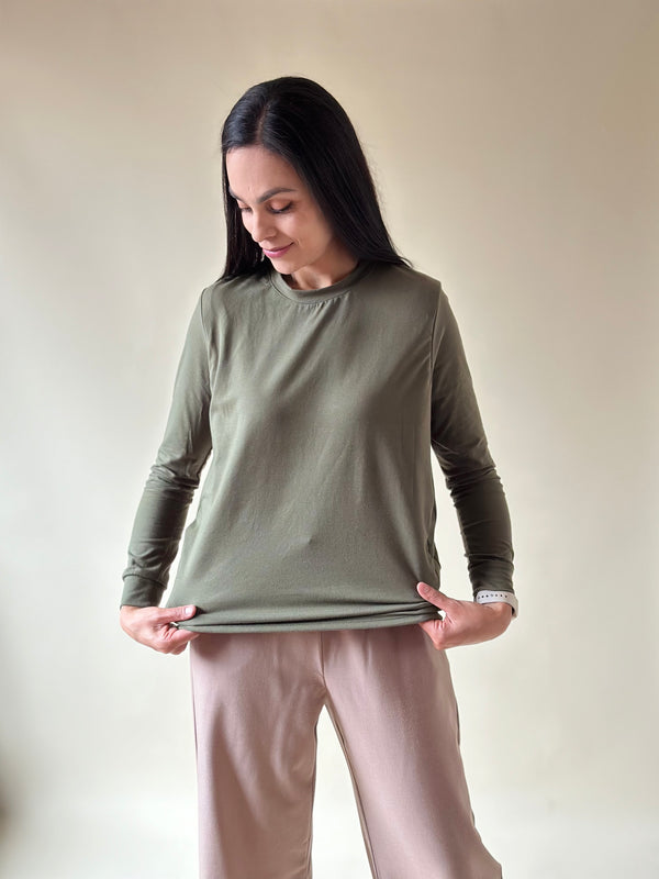 Playera manga larga básica •Verde militar• RELAXED FIT