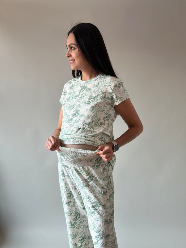 Pijama de maternidad y lactancia •Palmitas verde•
