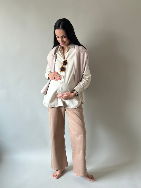 Camisa con abertura de maternidad y lactancia •Arena•