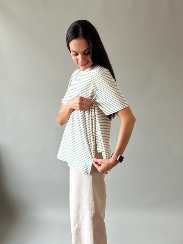 Playera de maternidad y lactancia •Rayas olivo•