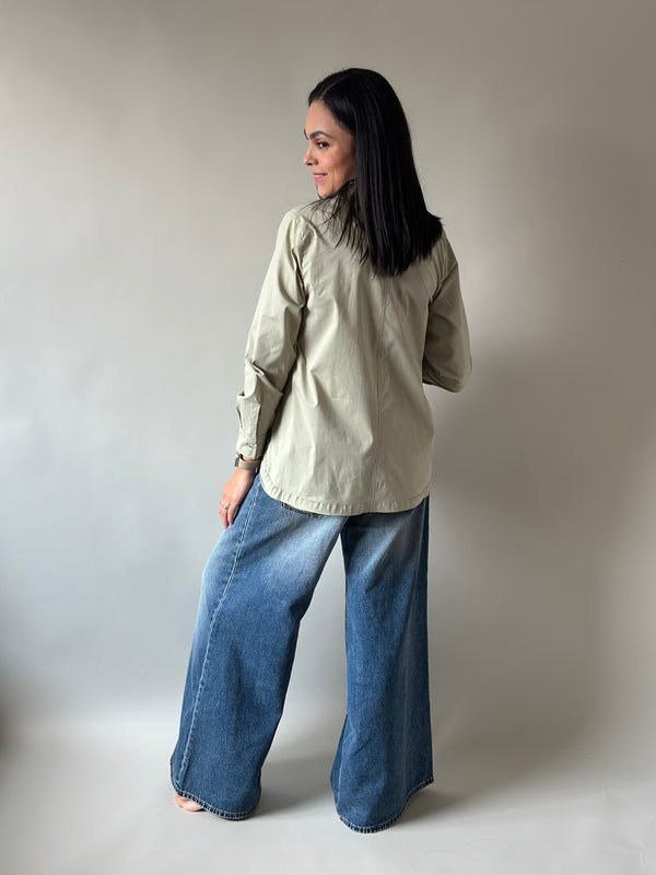 Camisa con abertura de maternidad y lactancia •Verde•