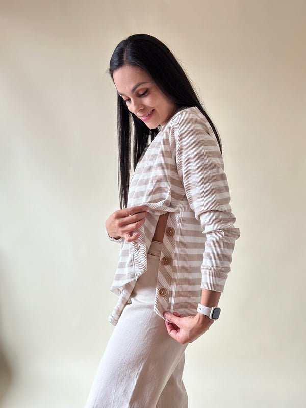 Sudadera de maternidad y lactancia •Sand lines button•