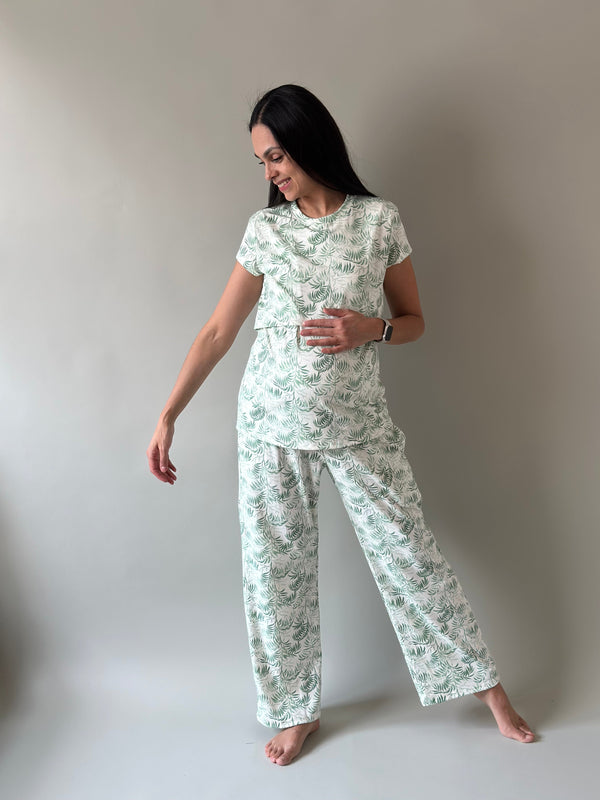 Pijama de maternidad y lactancia •Palmitas verde•