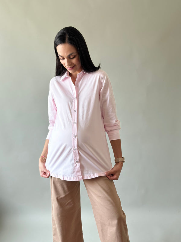 Camisa con abertura de maternidad y lactancia •Rosa•