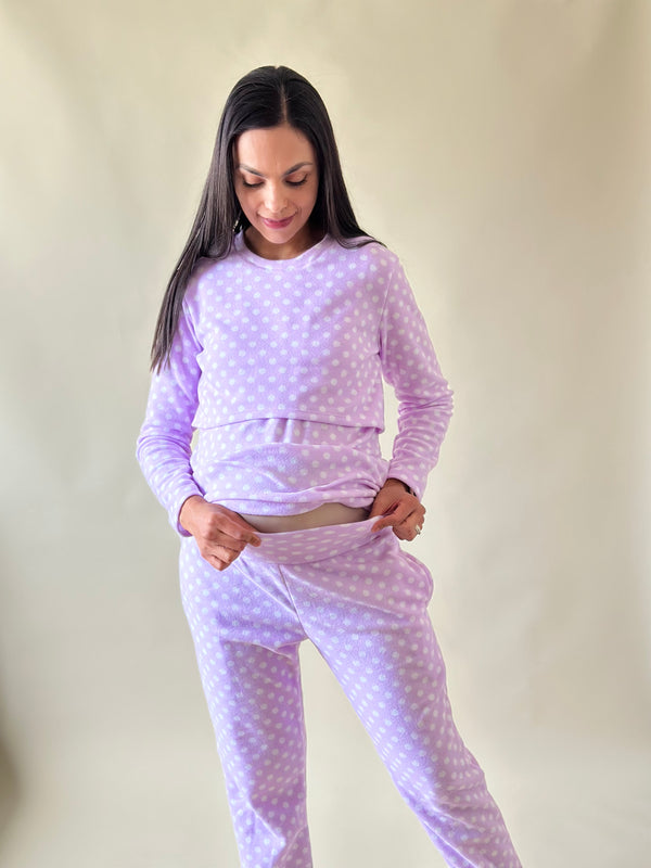 Pijama de mater y lact •Lunares lila• FLEECE DELGADO