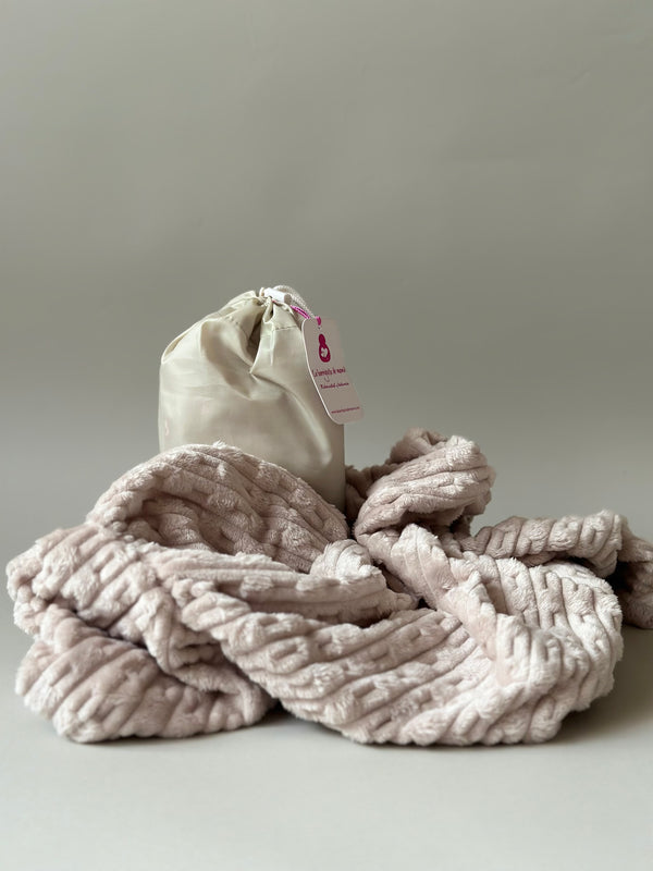 Cobija polar manos libres •Colmena Arena•