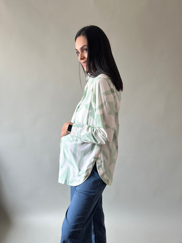 Camisa con abertura de maternidad y lactancia •Nature•