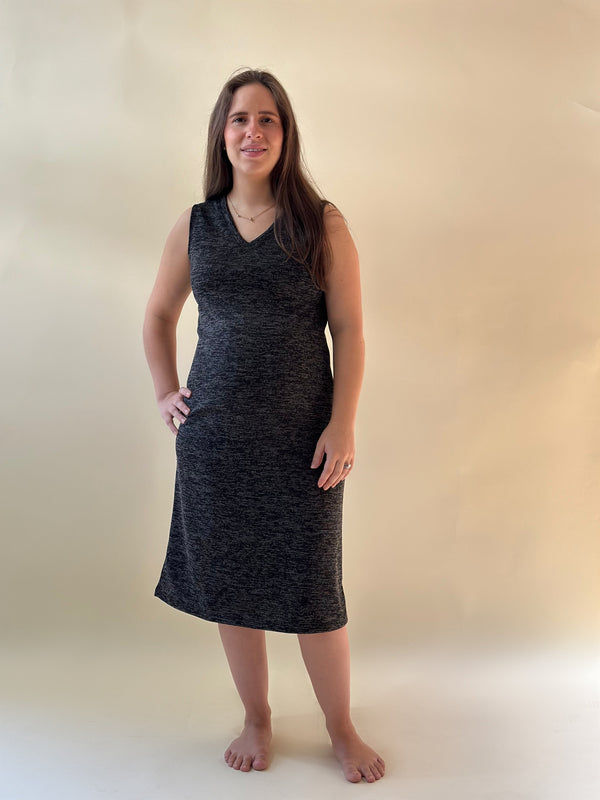 Vestido de maternidad y lactancia •Negro jaspe•