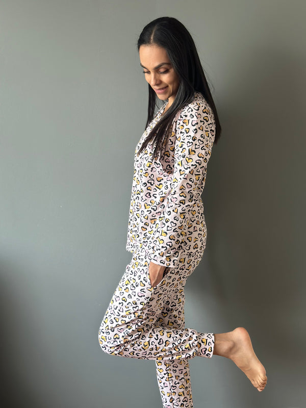 Pijama de maternidad y lactancia •Corazones print• con ALGODÓN