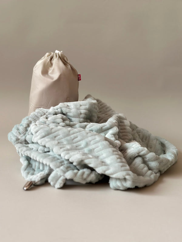 Cobija polar manos libres •Colmena Aqua•