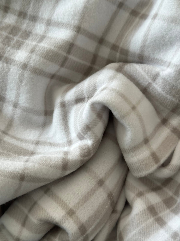 Pijama de mater y lact •Cuadros gris• FLEECE DELGADO