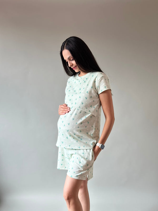 Pijama de short maternidad y lactancia •Cora verde•