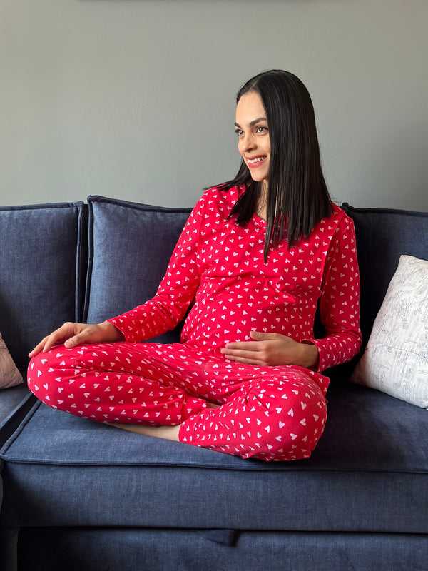 Pijama de maternidad y lactancia •corazones rojo. ALGODÓN